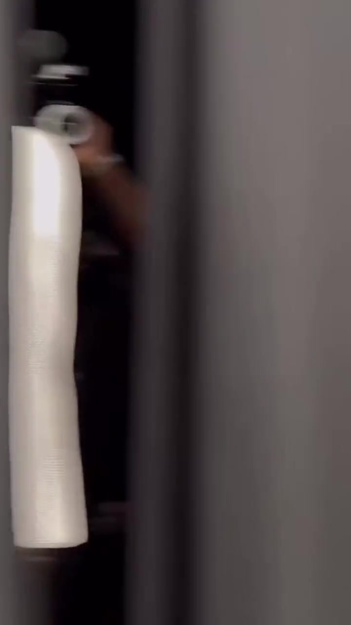  勇士媒体日 希尔德让巴特勒多看镜头 JB暴击调侃你叫的像海豚